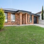 4 Flinders Drive, VALLEY VIEW, SA 5093