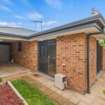4 Flinders Drive, VALLEY VIEW, SA 5093