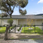 141 Stradbroke Road, ROSTREVOR, SA 5073
